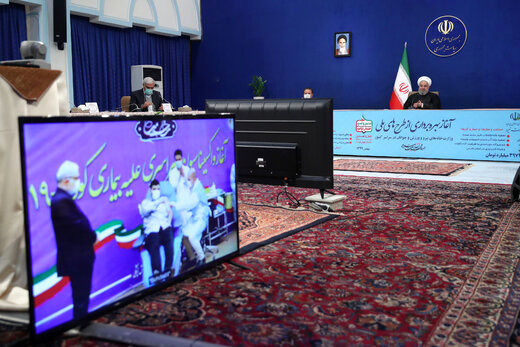 روحانی: اعلام کرده بودم آماده ام اولین واکسن را دریافت کنم