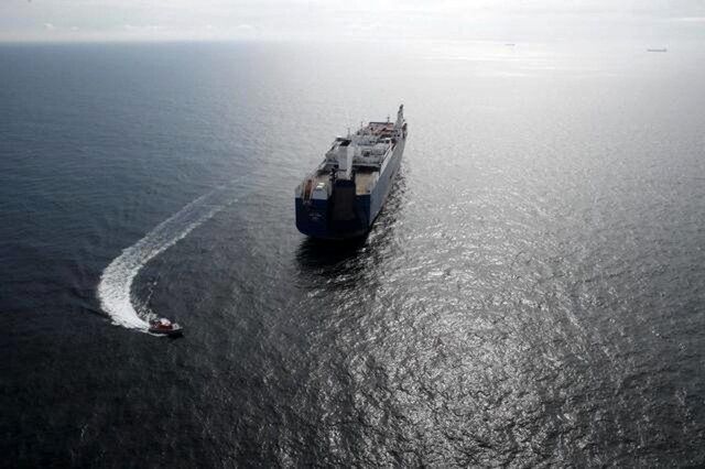 ۴۶ کشتی در دریای سرخ پس از تهدیدات یمنی‌ها تغییر مسیر دادند
