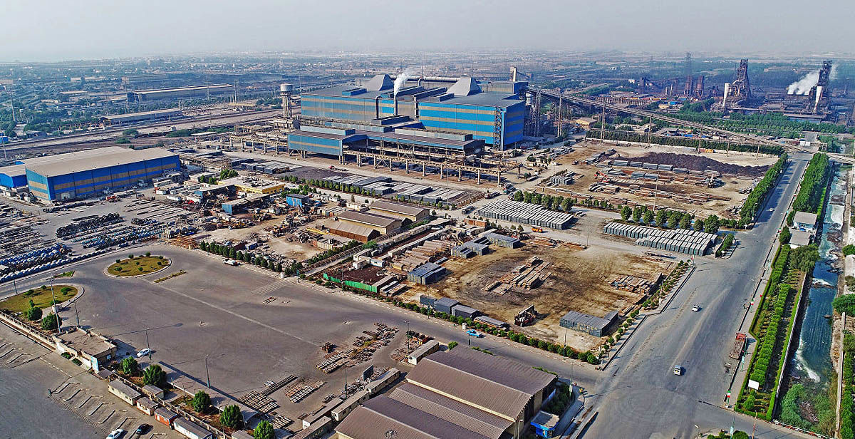 عبور فولاد هرمزگان از سد خاموشی‌ها