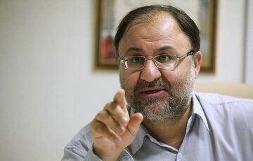 واکنش تند یک اصولگرا به افشای حقوق پزشکیان/ این روزها توصیه و تذکر خاصی از "وجدانت" دریافت نکردی؟