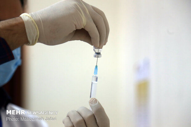 ثبت نام واکسیناسیون افراد بالای ۷۰ سال از شنبه
