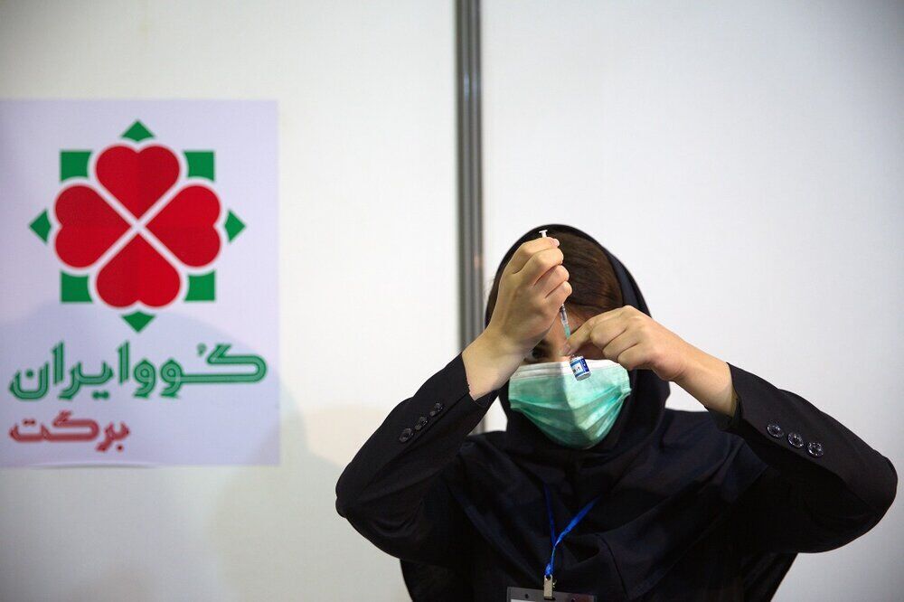خبر مدیر پروژه تولید واکسن ستاد اجرایی فرمان امام از تولید بیش از ۱۶ میلیون دز واکسن ایرانی کرونا
