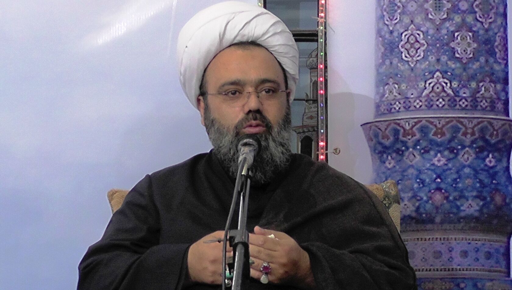 اظهارات جنجالی حجت‌الاسلام دانشمند درباره حجاب+ فیلم