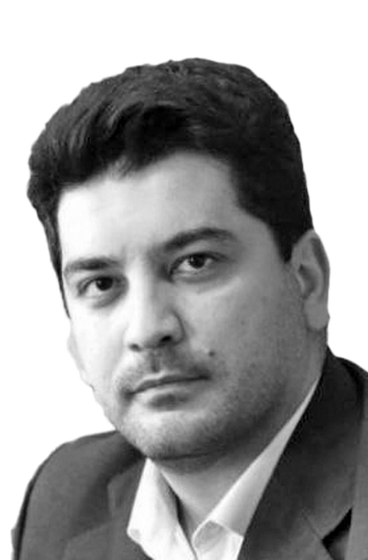 خبرنگاران طلایهداران آگاهی و شفافیت