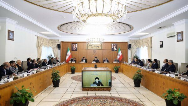 تاکید رئیسی بر اقناع سازی افکار عمومی درباره ثمرات تغییر ساعت کار