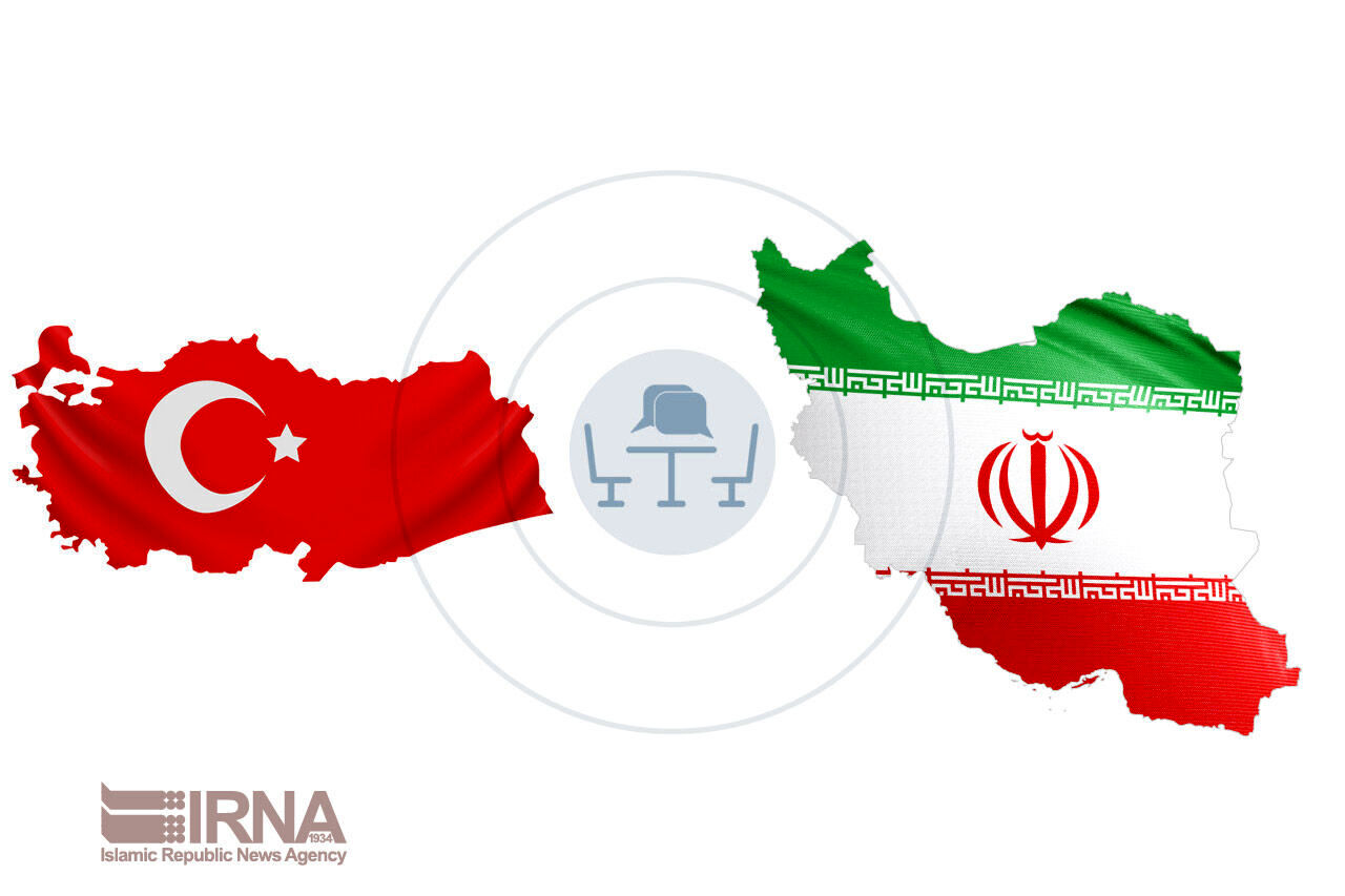 دیدار وزرای ارتباطات ایران و ترکیه در استانبول