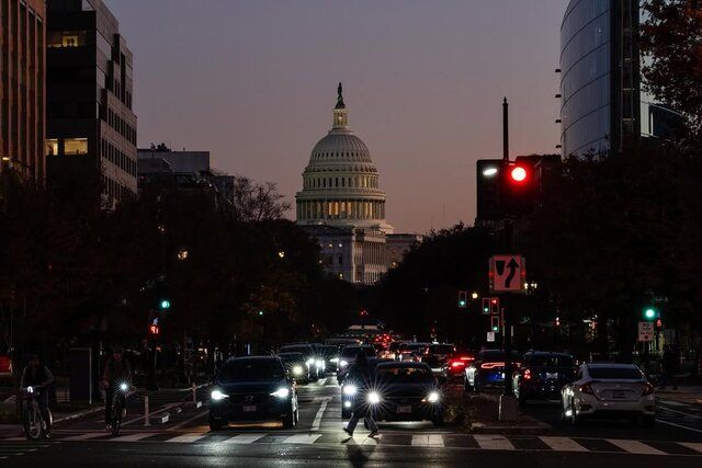 پایان رسمی  طولانی‌ترین تعطیلی دولت در آمریکا