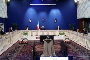 جزئیات مهم از طرح گشایش اقتصادی روحانی/موافقت سران قوا با پیش فروش نفت