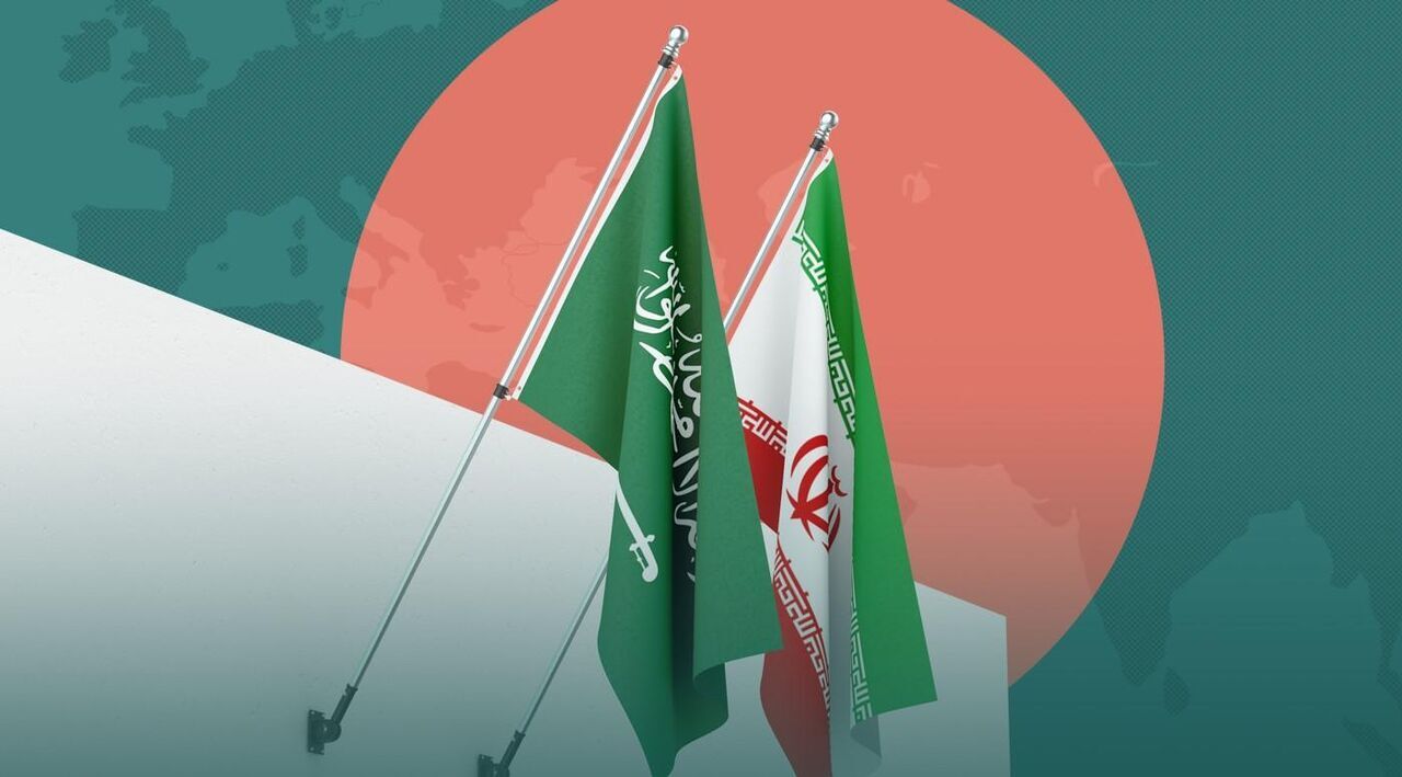 دیدار مقام عربستانی با سرلشکر باقری 

