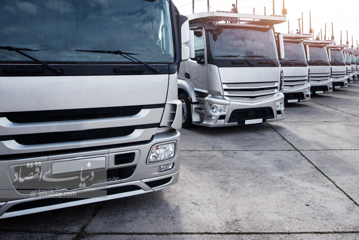 انجمن کامیون‌دارها: کامیون‌ها بی‌وقفه در حال حمل کالا هستند/ پشتیبان فرماندهی کل قوا و نیروهای مسلح هستیم