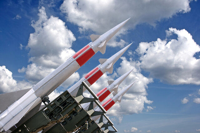 احساس خطر پنتاگون؛ عقد قرارداد ۶۰ میلیون دلاری برای دفاع در برابر موشک مافوق صوت