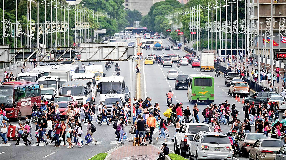 در میانه وطن‌دوستی و نگرانی