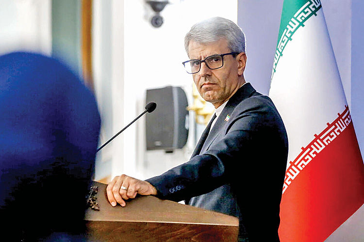 کانال ویتکاف - عراقچی در جای خود باقی است