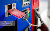 کارت سوخت با انتقال سهمیه بنزین به کارت بانکی حذف نمی‌شود
