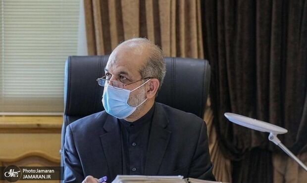 وحیدی: مهاجران افغان به مرز ایران نیایند!