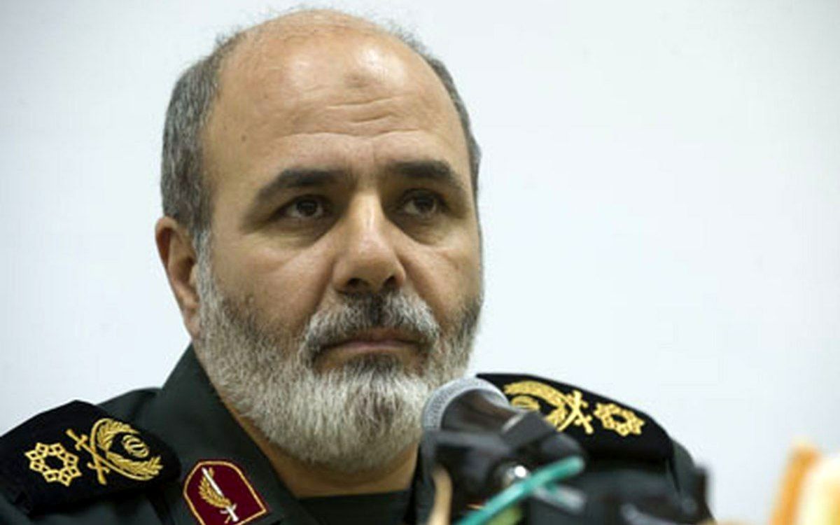 عکسی از دبیر جدید شورای عالی امنیت در کنار رهبر انقلاب