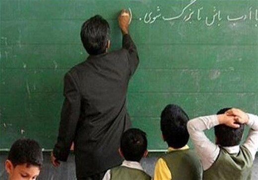 واکنش وزیر آموزش‌وپرورش به صدور حکم شلاق برای یک معلم 