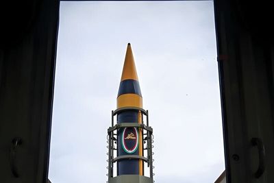 رونمایی سپاه از مخوف‌ترین موشک تاریخ ایران با کلاهک ۲ تنی/ با مشخصات فنی موشک خرمشهر۴ آشنا شوید