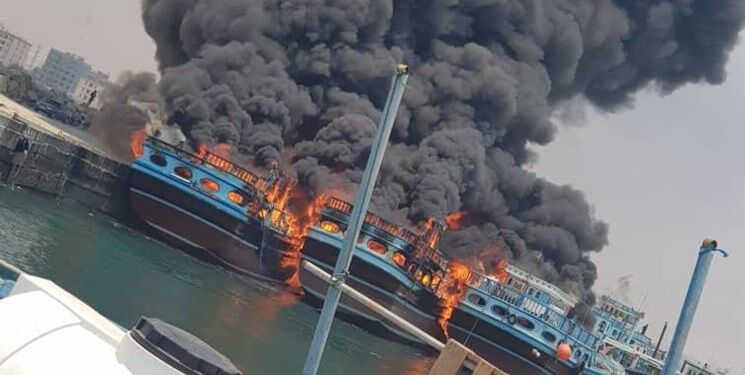آتش‌سوزی مرگبار 4 لنج صیادی در بندر مقام