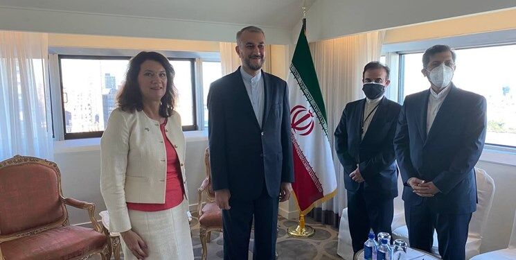 گفتگوی تلفنی وزیر خارجه سوئد با امیرعبداللهیان