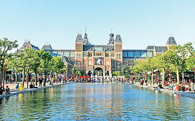 دیدار با بزرگ‌ترین  موزه هلند