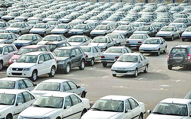 مدل قیمت‌گذاری خودرو با فرض تعویض مرجع
