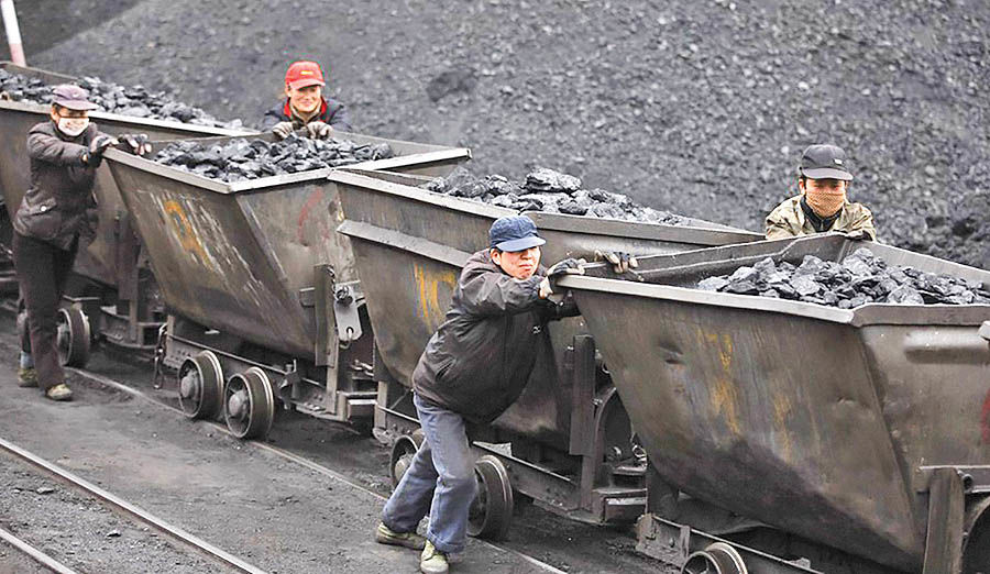 کاهش سرمایه‌گذاری جهانی در حوزه زغال‌سنگ