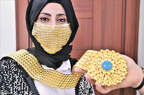 ماسک‌های 3 میلیون تومانی با نخ طلا 