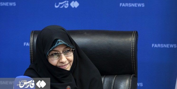 واکنش انسیه خزعلی به درخواست برای عزلش روی آنتن زنده تلویزیون