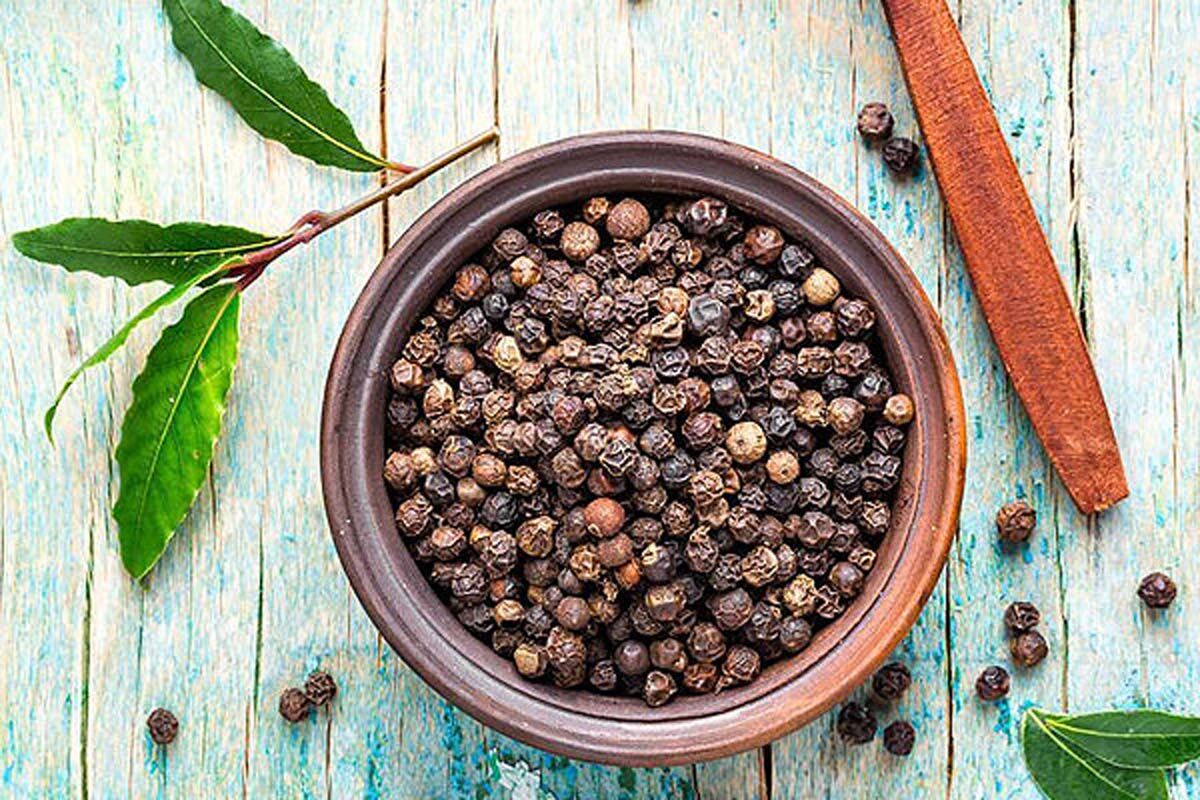 با خوردن این ادویه محبوب جوان می مانید
