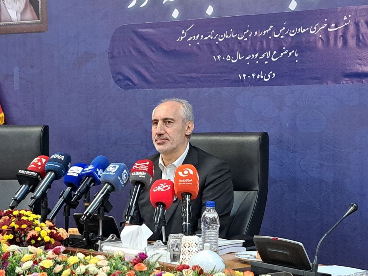 تعیین ارز ۱۲۳ هزار تومانی در بودجه