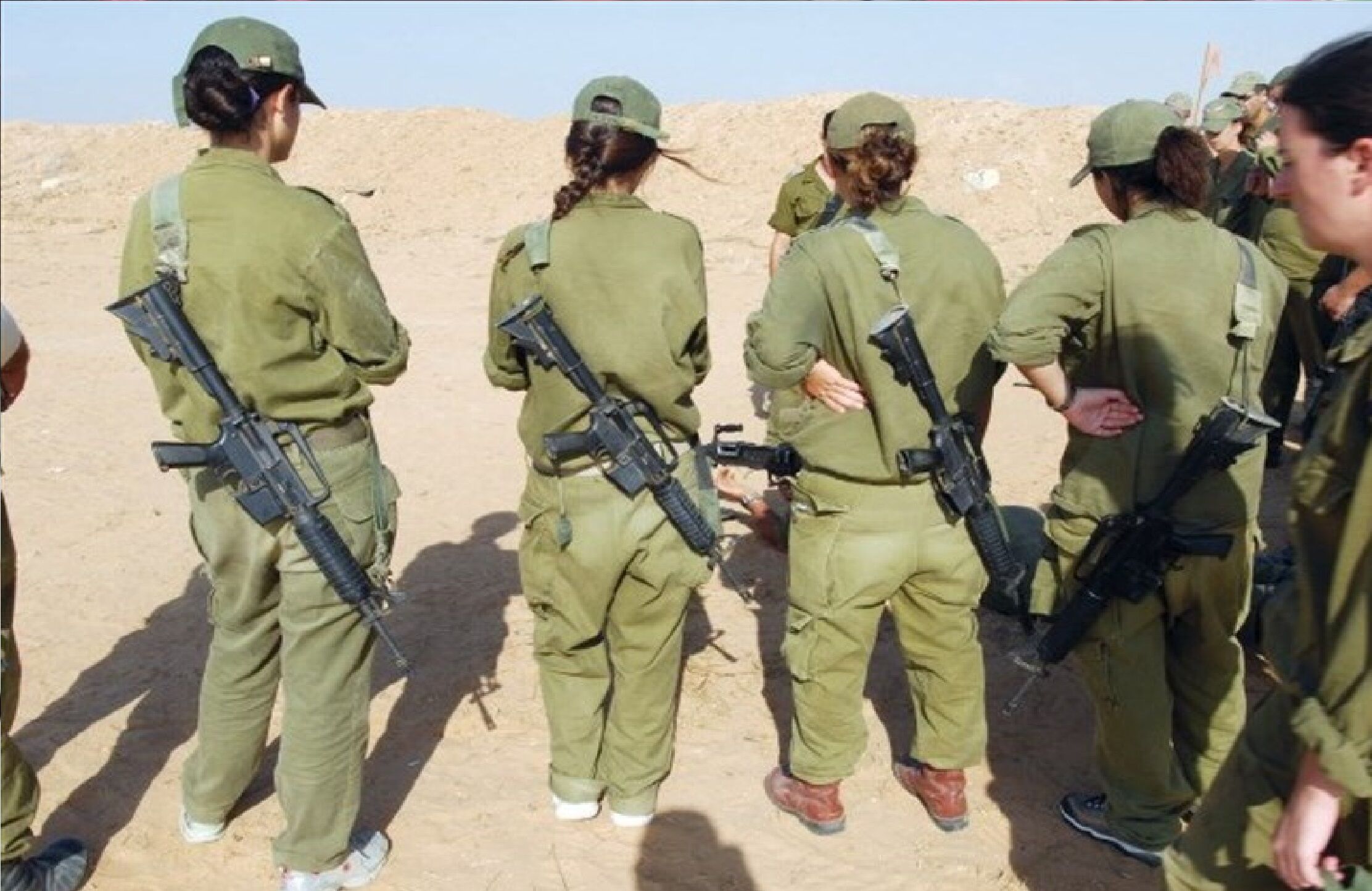 درگیری و زدوخورد شدید نظامیان زن صهیونیستی 