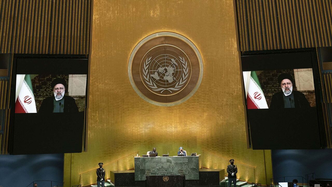 دو استاد برجسته دانشگاه: گفتگوهای منطقه ای نباید بخشی از مذاکرات برجام باشد