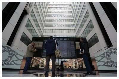 بازار سهام گروگان شایعات جنگی/ معامله‌گران محتاط شدند + فیلم