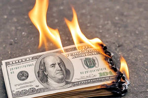 پایان اقتدار پترو دلار؟