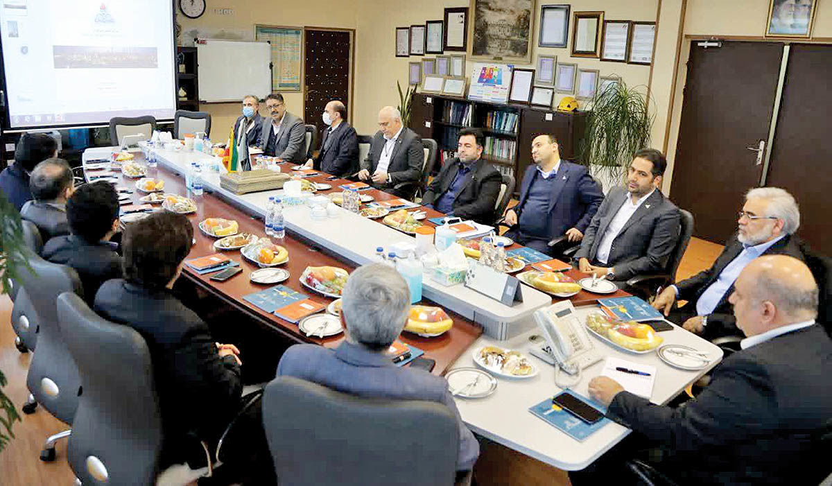 امکان‌‌‌سنجی سرمایه‌گذاری بورسی در پالایش نفت تهران