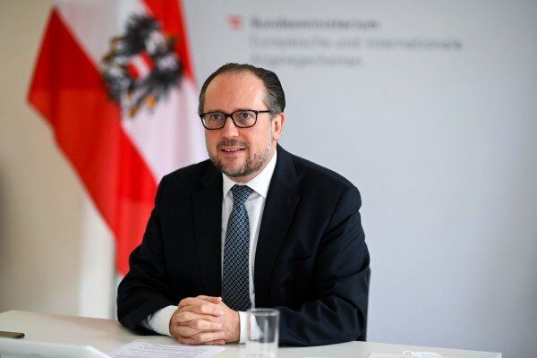 درخواست برجامی وزیر خارجه اتریش از رابرت مالی