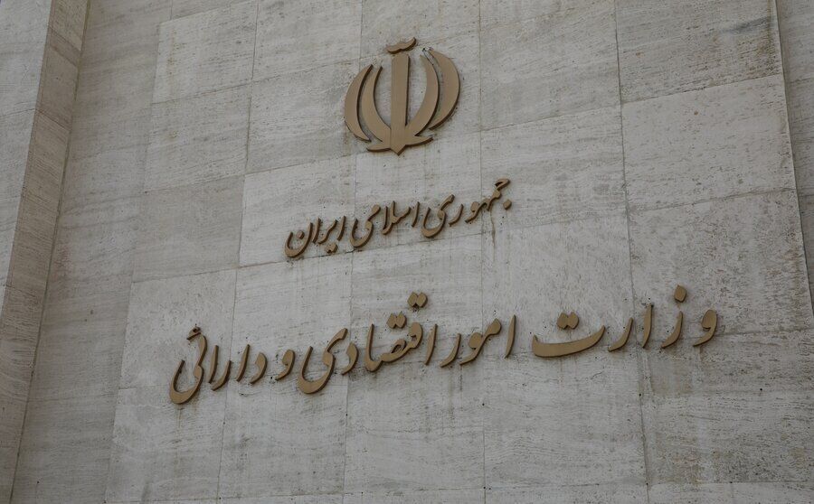 مدنی‌زاده یکی از گزینه‌های وزارت اقتصاد است