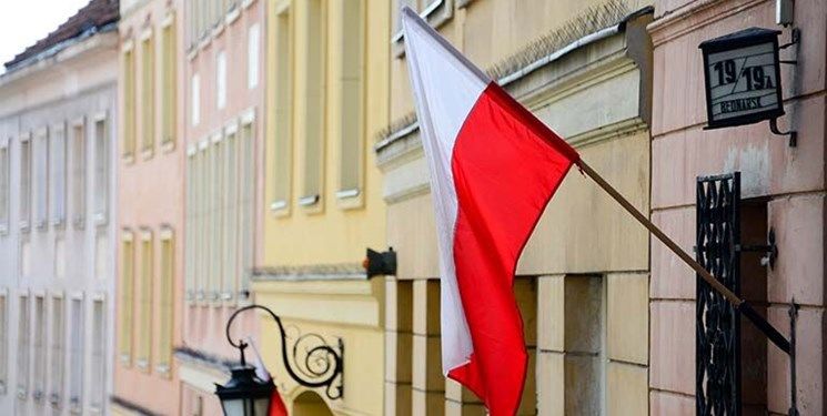 لهستان شمشیر را برای کمیسیون اروپا از رو بست