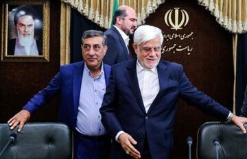 جدال عارف و قائم پناه در توئیتر؟/ تنش در بدنه دولت بالا گرفت