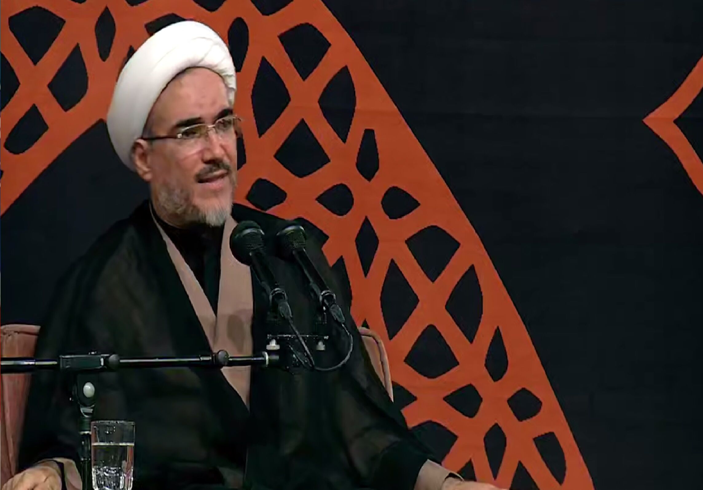 سخنرانی حجت‌الاسلام اعوانی در آخرین شب مراسم عزاداری در حسینیه امام خمینی+ فیلم