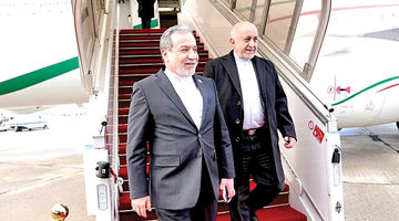 گشایش هسته‌ای در پاریس؟