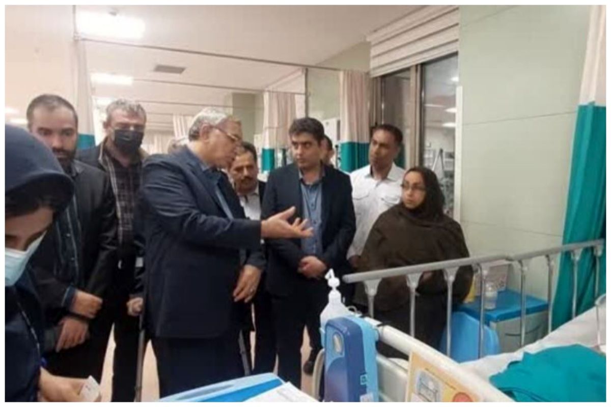 حضور اورژانسی بهرام عین اللهی در اتاق عمل/ ماجرای جراحی وزیر بهداشت در هرمزگان چه بود؟+ فیلم