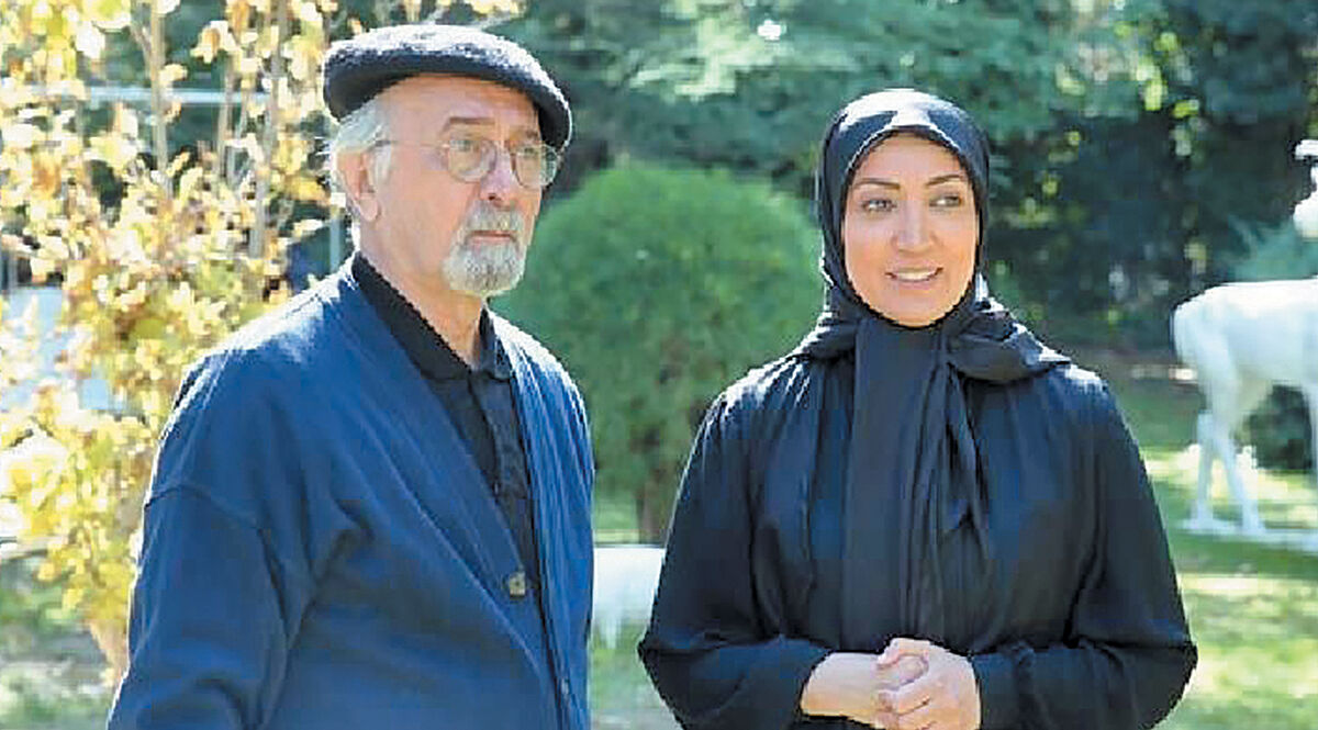 بازپخش دو مجموعه از شبکه تماشا