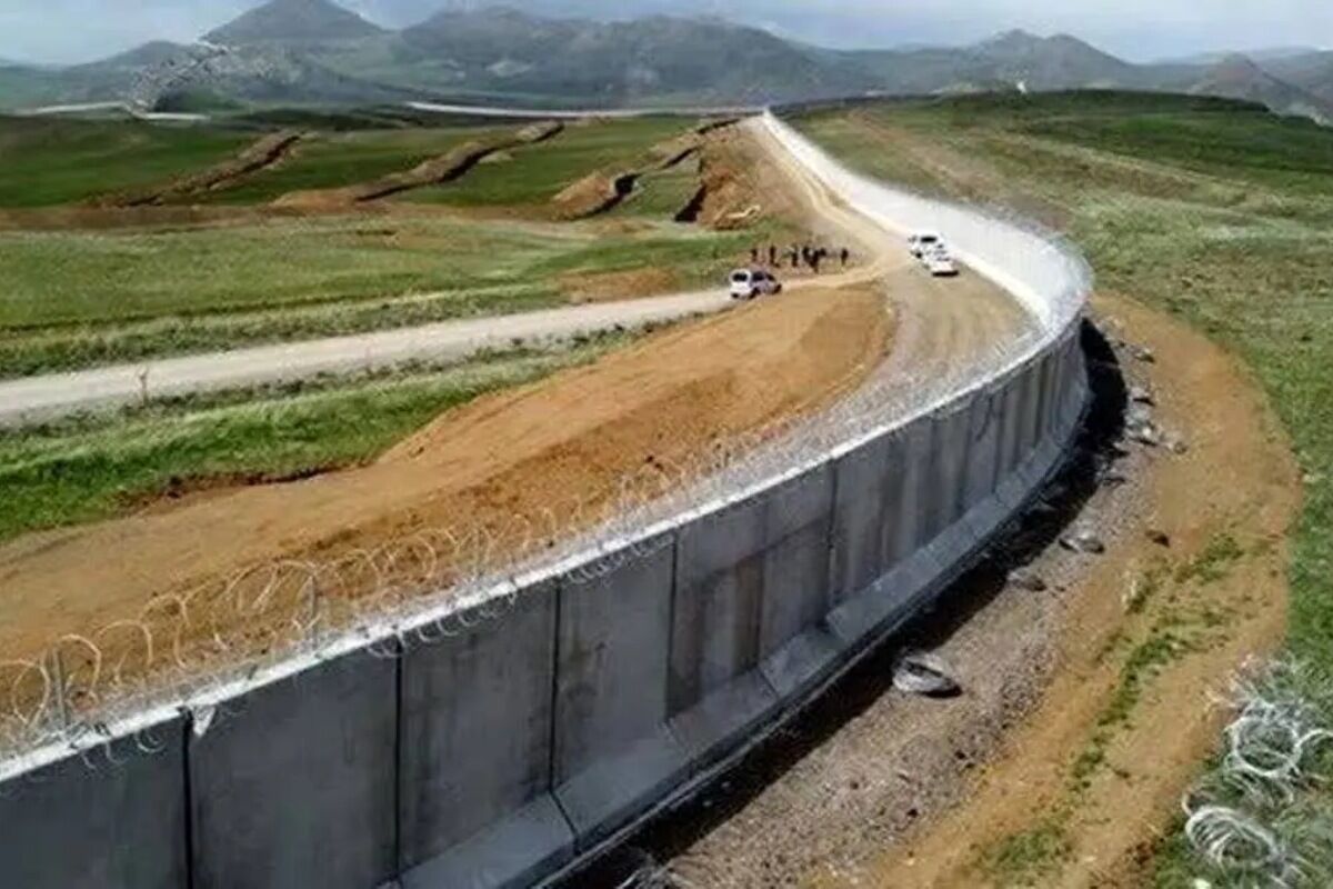 تردد خودروهای شخصی از مرز خسروی آزاد شد