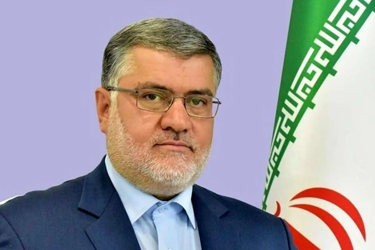 معتمدیان: شرایط آب در تهران فوق بحرانی است/ استان تهران رتبه اول کشور در حاشیه نشینی را دارد/ متاسفانه پایتخت کاملا سنتی اداره می‌شود