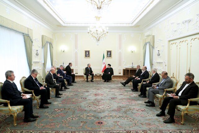 رئیسی: روابط اقتصادی تهران و مسکو در حال ارتقا است/ ایران اجرای کامل توافقات با روسیه را دنبال می‌کند