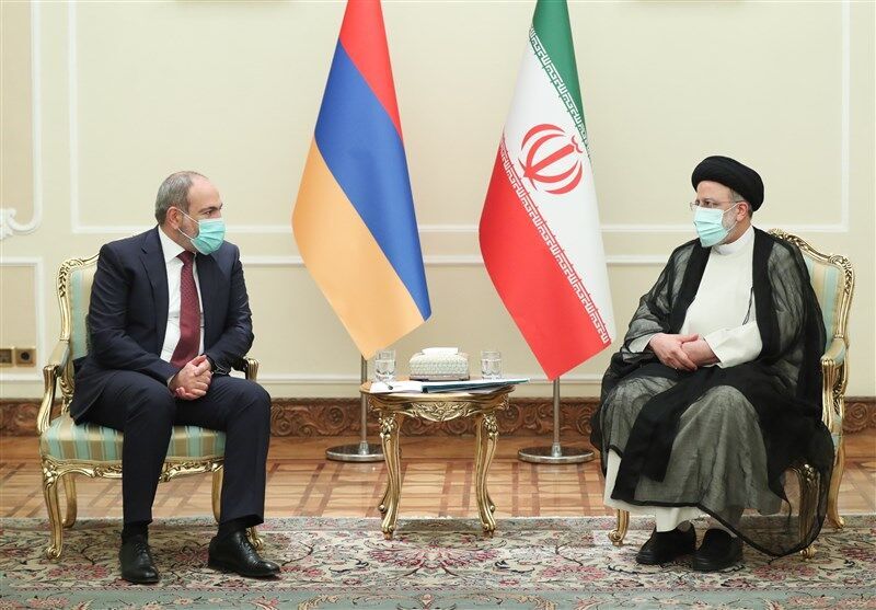 دعوت پاشینیان از رئیسی برای سفر رسمی به ارمنستان