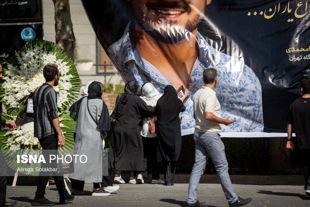 مراسم تشییع پیکر دانشجوی فقید دانشگاه تهران + عکس 3