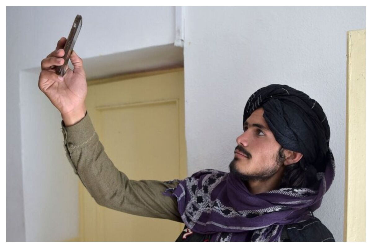 اقدام جنجالی طالبان/ استفاده از اینترنت فیبر نوری ممنوع شد!